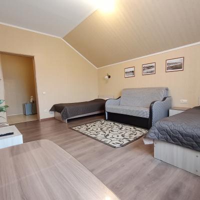 Улучшенный двухместный номер с 2 отдельными кроватями